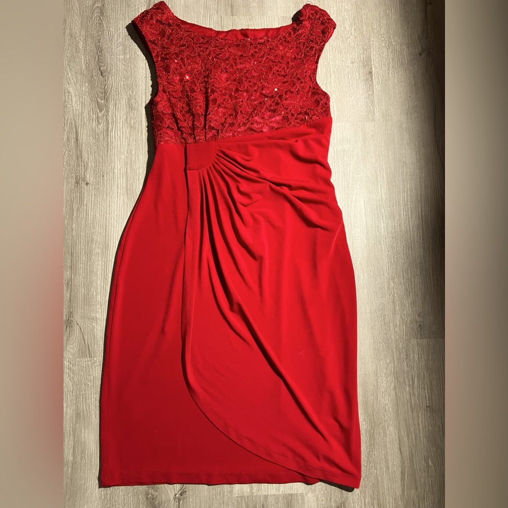 Connected 8P sexy and classic sleeveless with wrap at waist comfortable dress